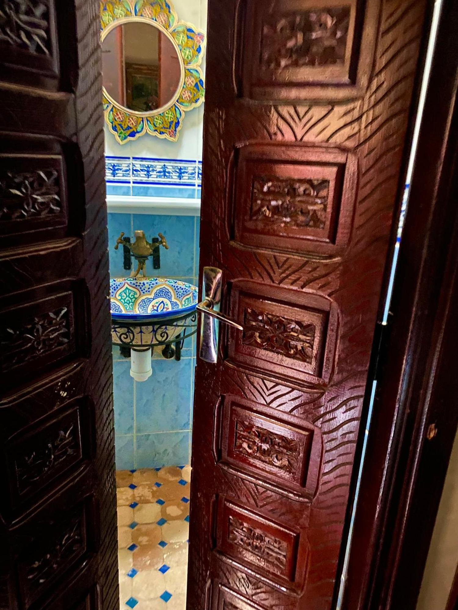 Riad Nezha Avec Jacuzzi Et 3 Piscines Au Coeur De 马拉喀什 外观 照片