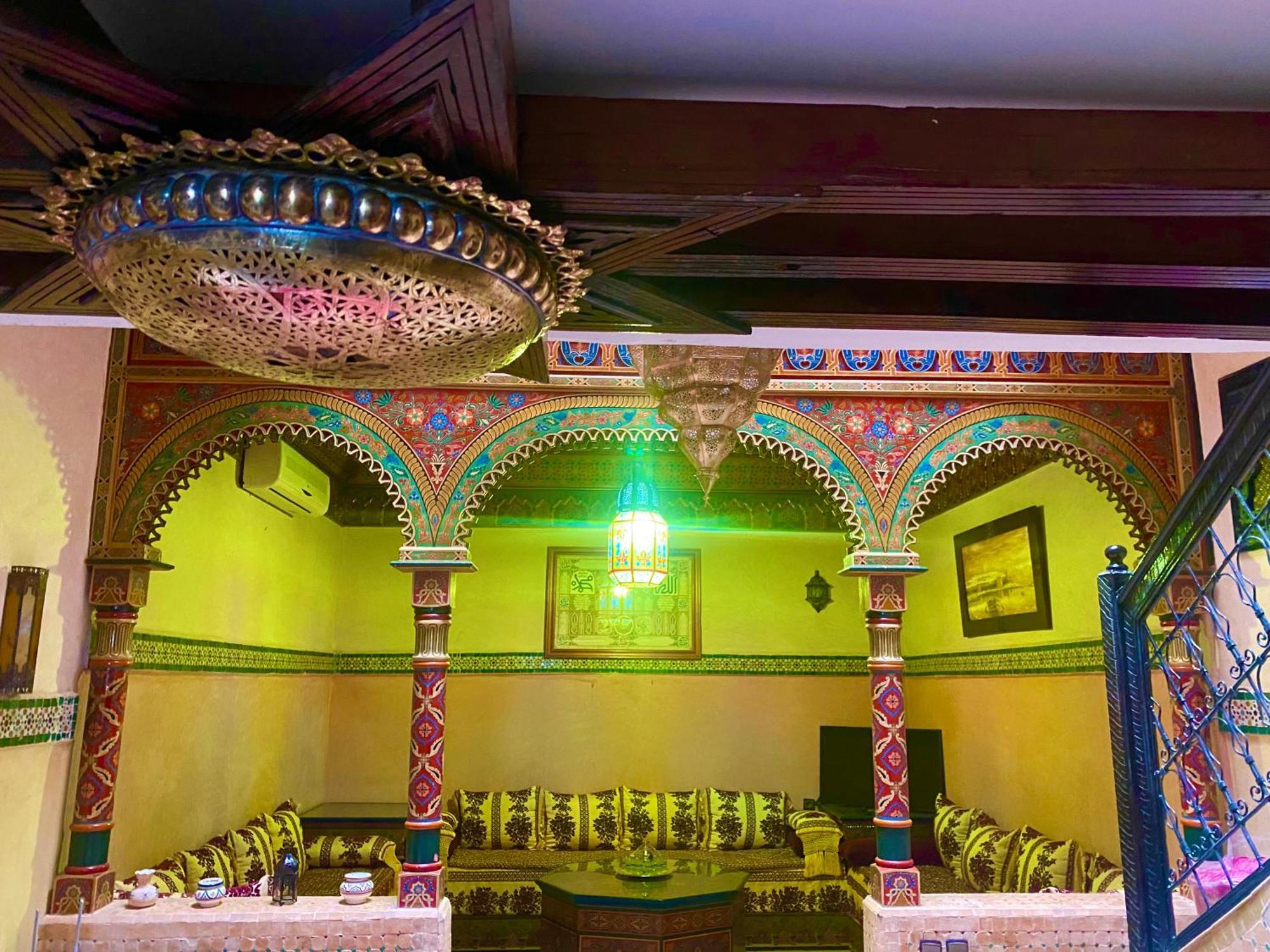 Riad Nezha Avec Jacuzzi Et 3 Piscines Au Coeur De 马拉喀什 外观 照片