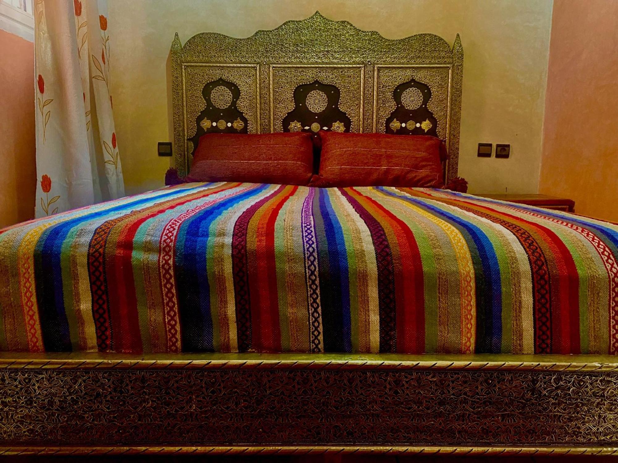 Riad Nezha Avec Jacuzzi Et 3 Piscines Au Coeur De 马拉喀什 外观 照片