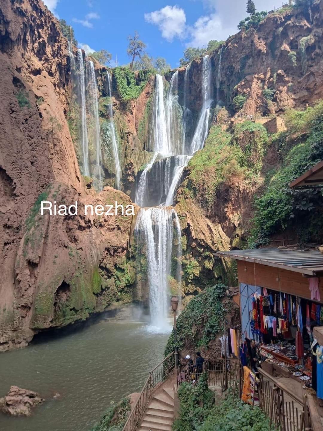 Riad Nezha Avec Jacuzzi Et 3 Piscines Au Coeur De 马拉喀什 外观 照片